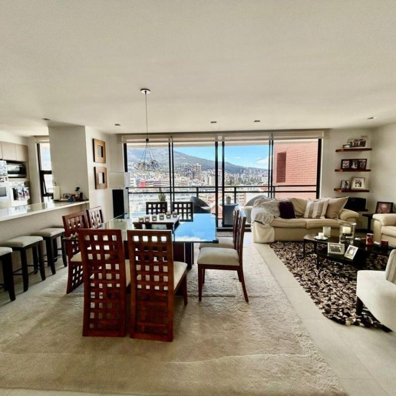 Penthouse en Venta, Sector La Paz - Whymper, Norte de Quito 264 m&sup2; Totales