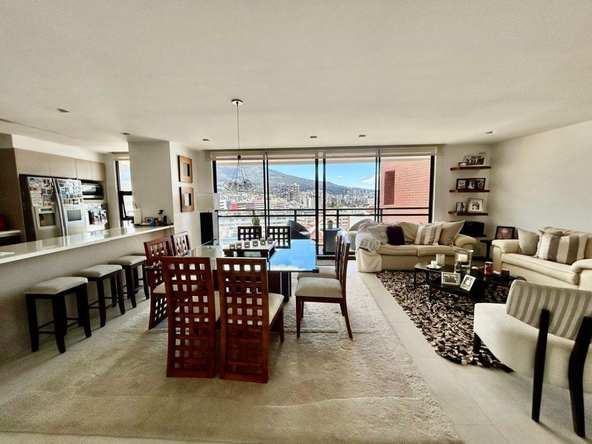 Penthouse en Venta, Sector La Paz – Whymper, Norte de Quito 264 m² Totales Penthouse en Venta, Sector La Paz - Whymper, Norte de Quito 264 m² Totales