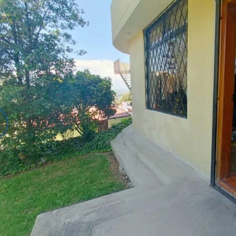 En Venta Terreno con Casa en Conocoto Puente 8