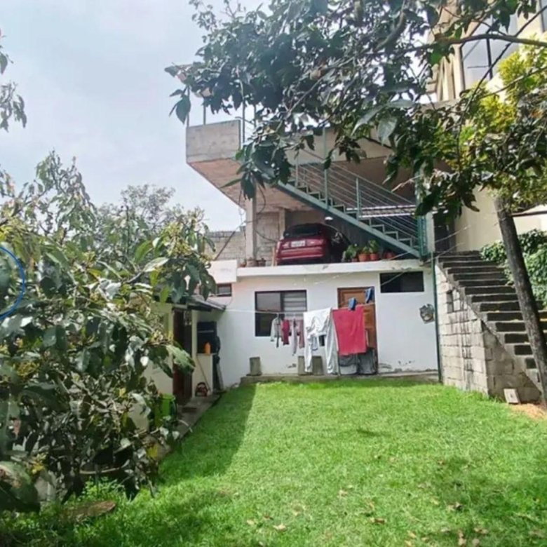 En Venta Terreno con Casa en Conocoto Puente 8