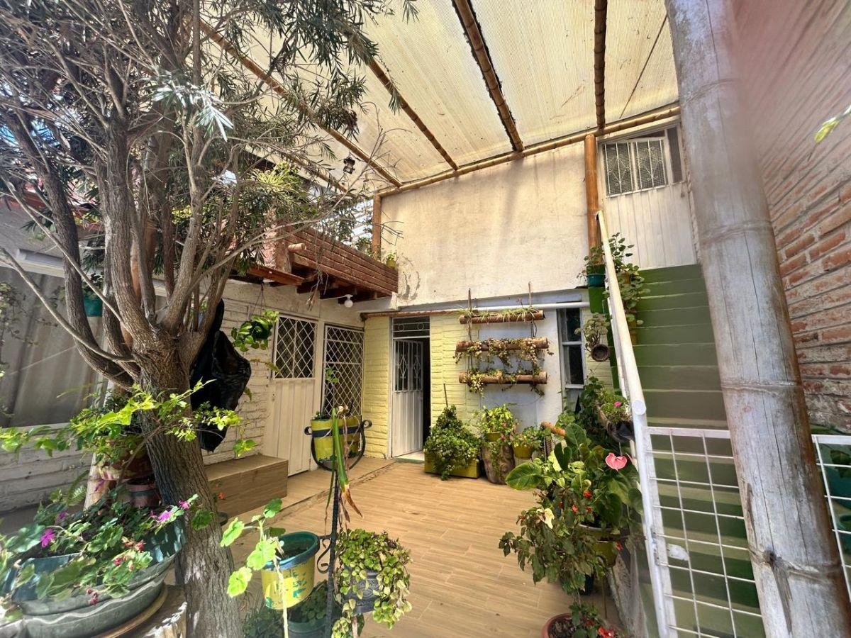 Casas en Venta Calderon Bonanza Terreno de 1008 m² Casas en Venta Calderon Bonanza Terreno de 1008 m²