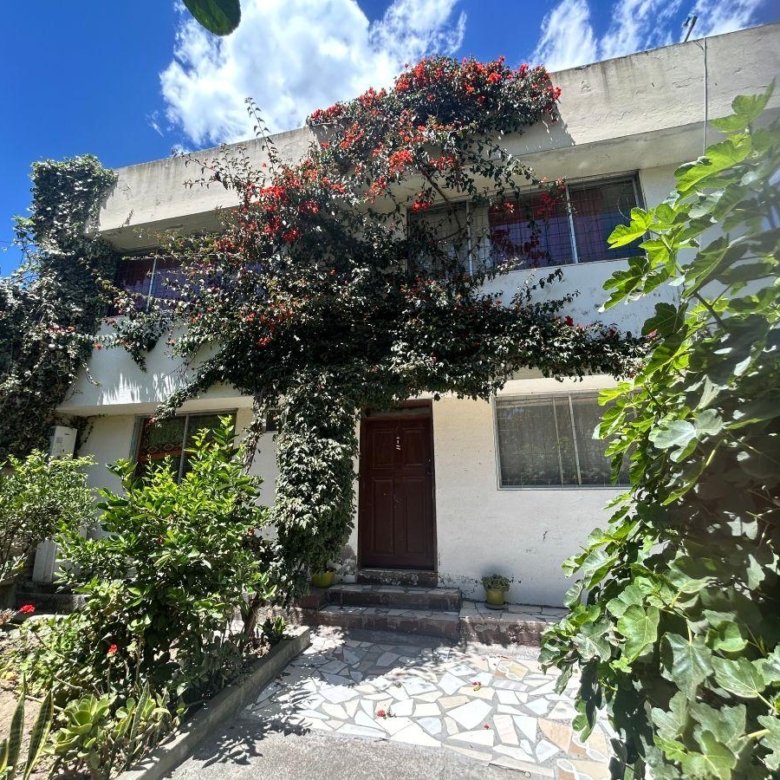 Casas en Venta Calderon Bonanza Terreno de 1008 m&sup2;