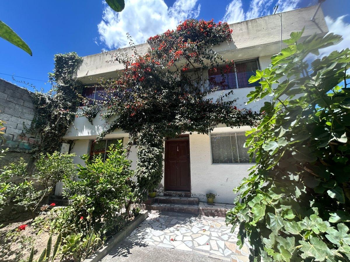 Casas en Venta Calderon Bonanza Terreno de 1008 m² Casas en Venta Calderon Bonanza Terreno de 1008 m²
