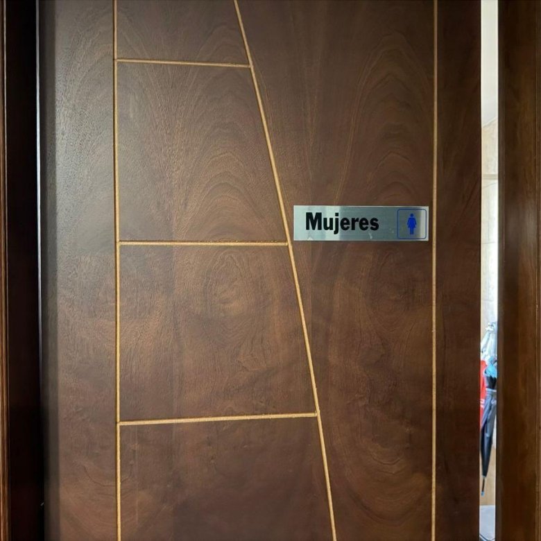 Local en Renta U Oficinas 244 m&sup2; Totales en La Pradera Centro Norte