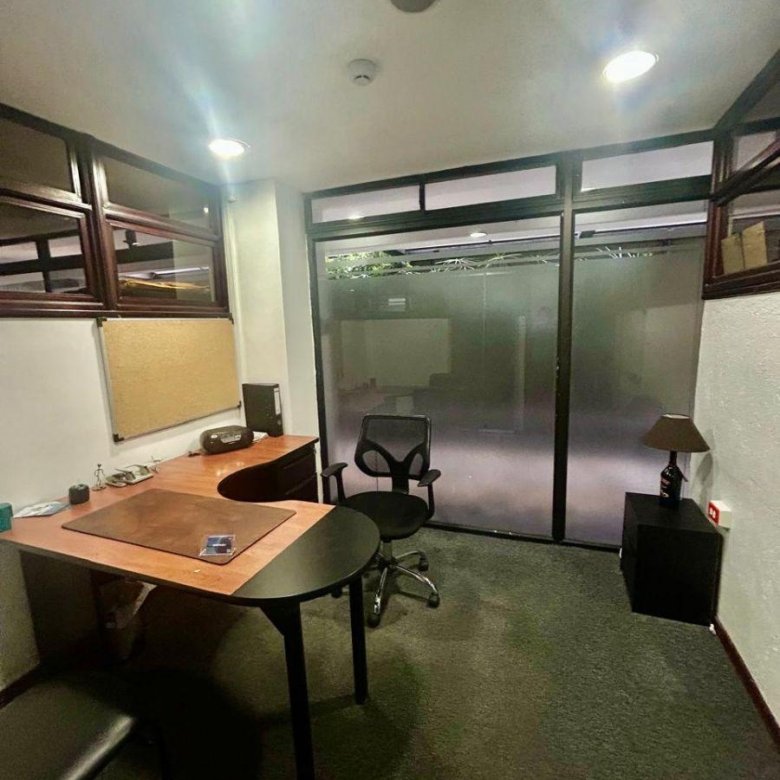 Local en Renta U Oficinas 244 m&sup2; Totales en La Pradera Centro Norte
