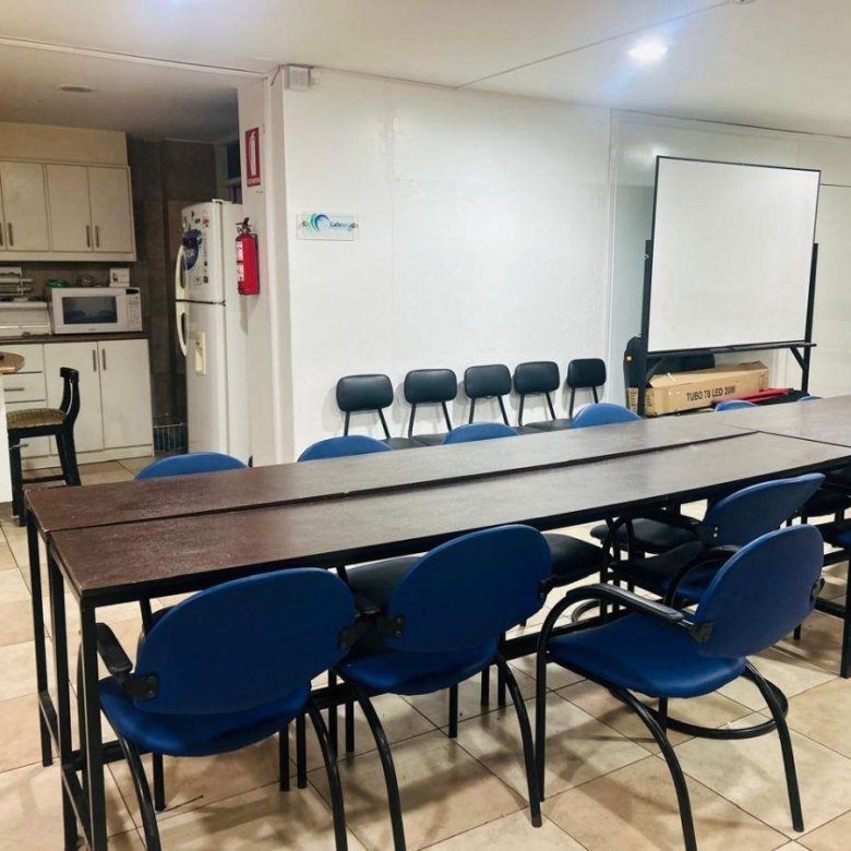 Local en Renta U Oficinas 244 m&sup2; Totales en La Pradera Centro Norte