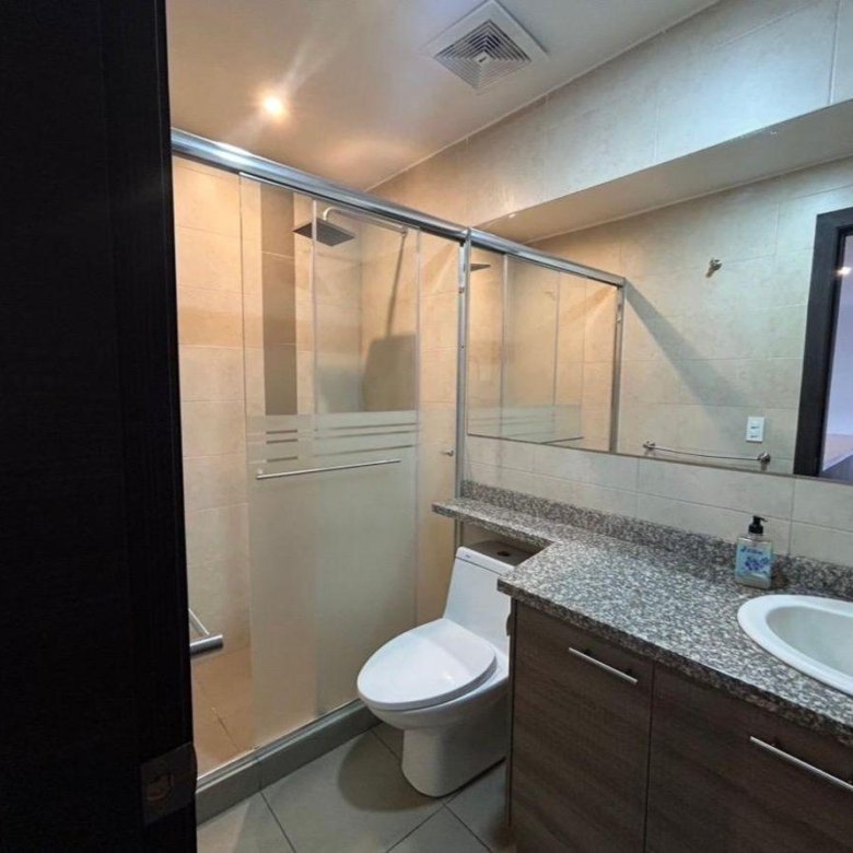 Suite en Venta Amoblada Finlandia y Suecia 57 m&sup2; Habitables Republica del Salvador