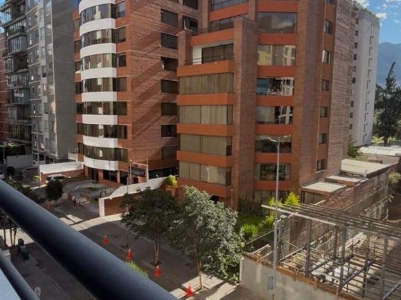 Suite en Venta Amoblada Finlandia y Suecia 57 m&sup2; Habitables Republica del Salvador