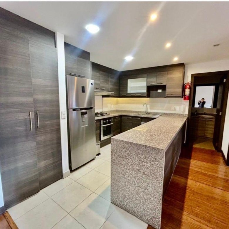 Suite en Venta Amoblada Finlandia y Suecia 57 m&sup2; Habitables Republica del Salvador