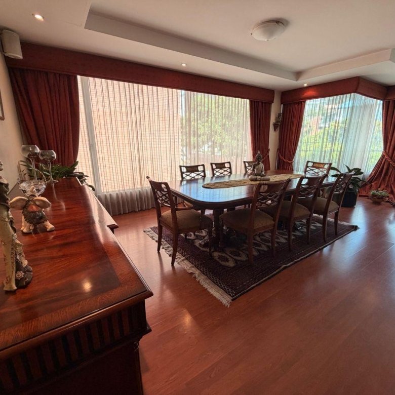 Departamento Amplio de Arriendo Quito Tenis 3 Dorm.