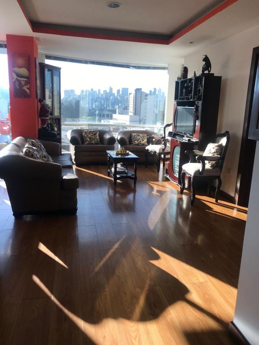 Departamento de 2 Dorm. Sector Mall El Jardin