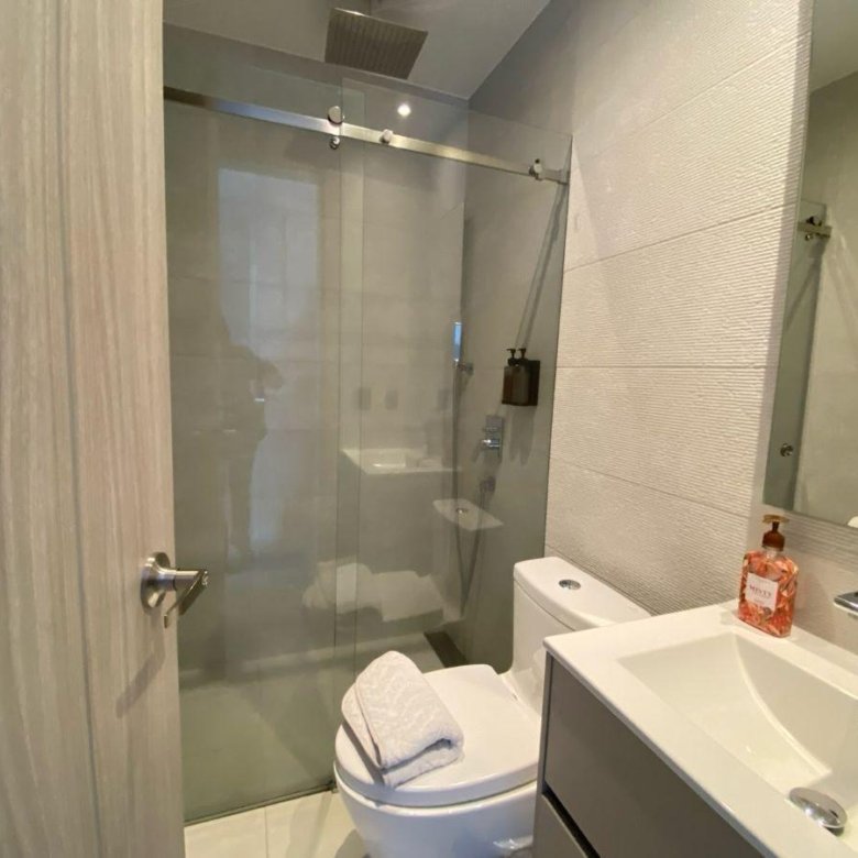Estudio en Venta Calle Luxemburgo Republica del Salvador Doble Ingreso La Carolina