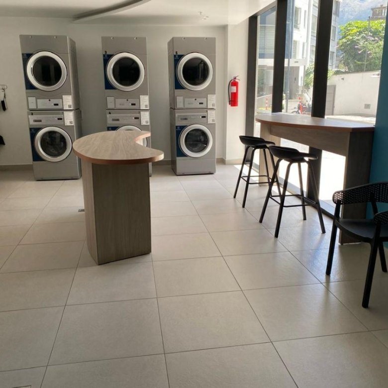 Estudio en Venta Calle Luxemburgo Republica del Salvador Doble Ingreso La Carolina