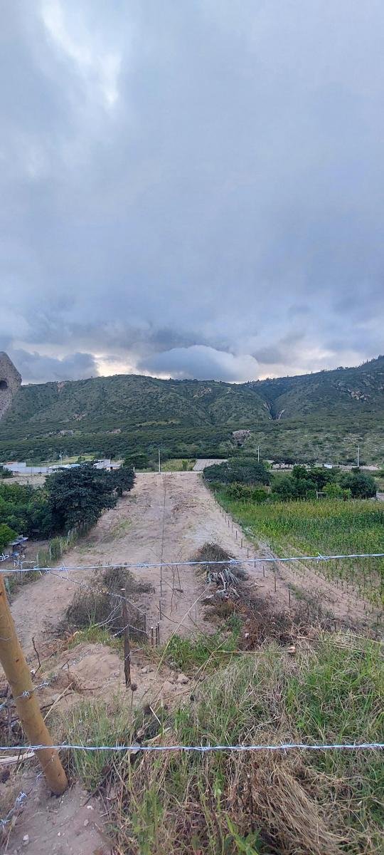 Terreno en Venta Sector Oyacoto 2400 m&sup2;