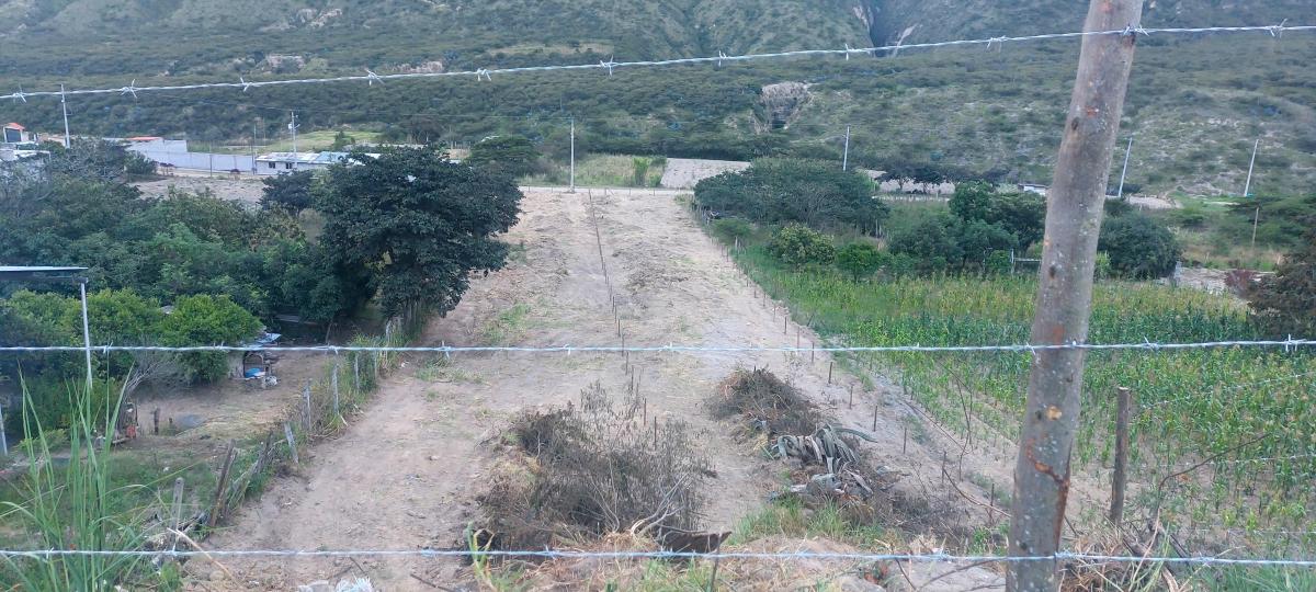 Terreno en Venta Sector Oyacoto 2400 m&sup2;