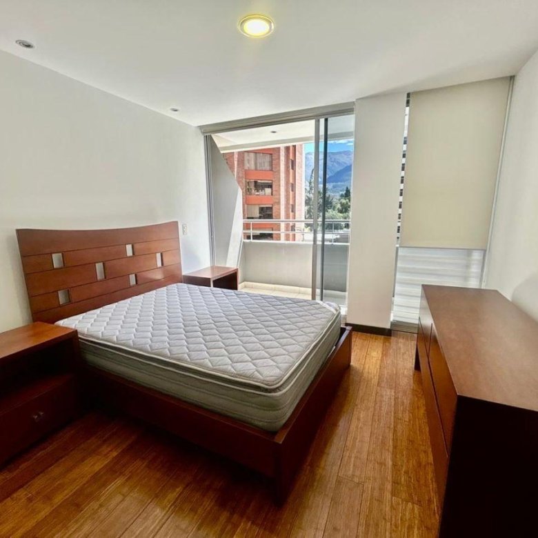 Suite en Venta Amoblada 57 m&sup2; Habitables Av Republica del Salvador, La Carolina