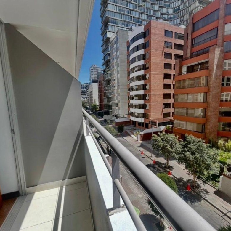 Suite en Venta Amoblada 57 m&sup2; Habitables Av Republica del Salvador, La Carolina